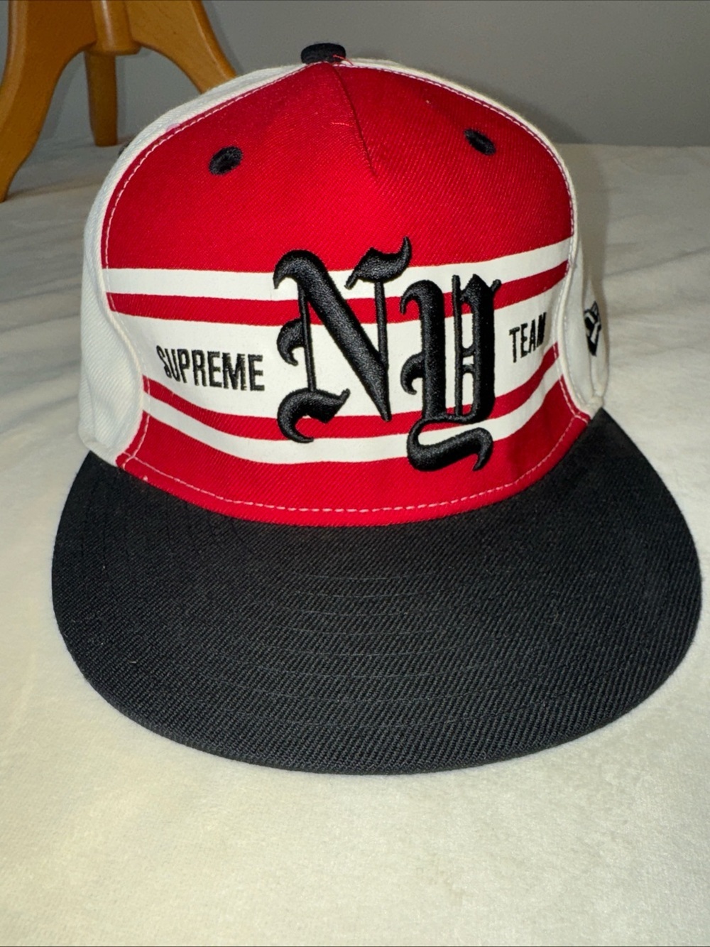 EUC! Rare! Supreme NY Pro Stripe Snap Back New Hat in Red, White & Black